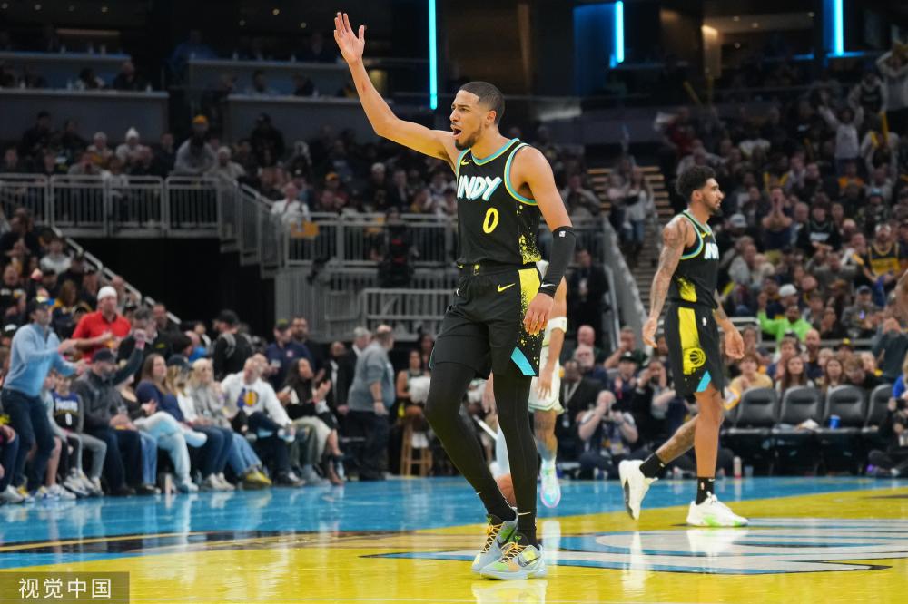 尽管对手在 尽管对手在